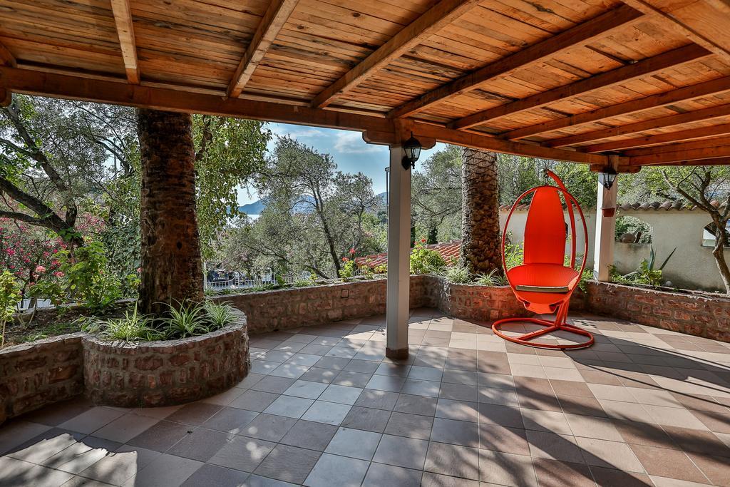 Milan'S Apartments Sveti Stefan Eksteriør billede