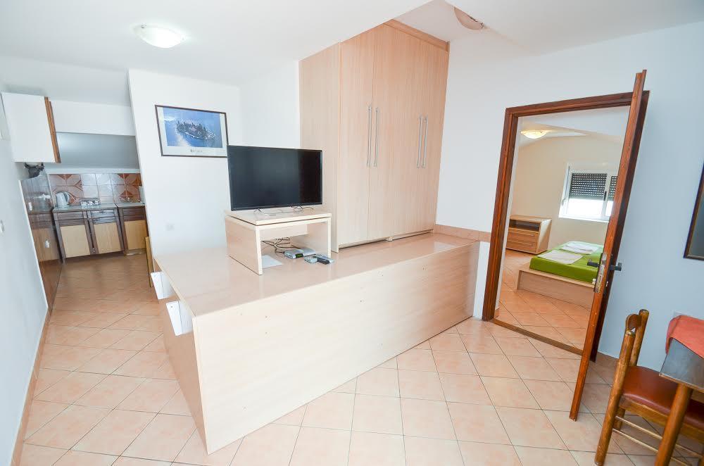 Milan'S Apartments Sveti Stefan Eksteriør billede